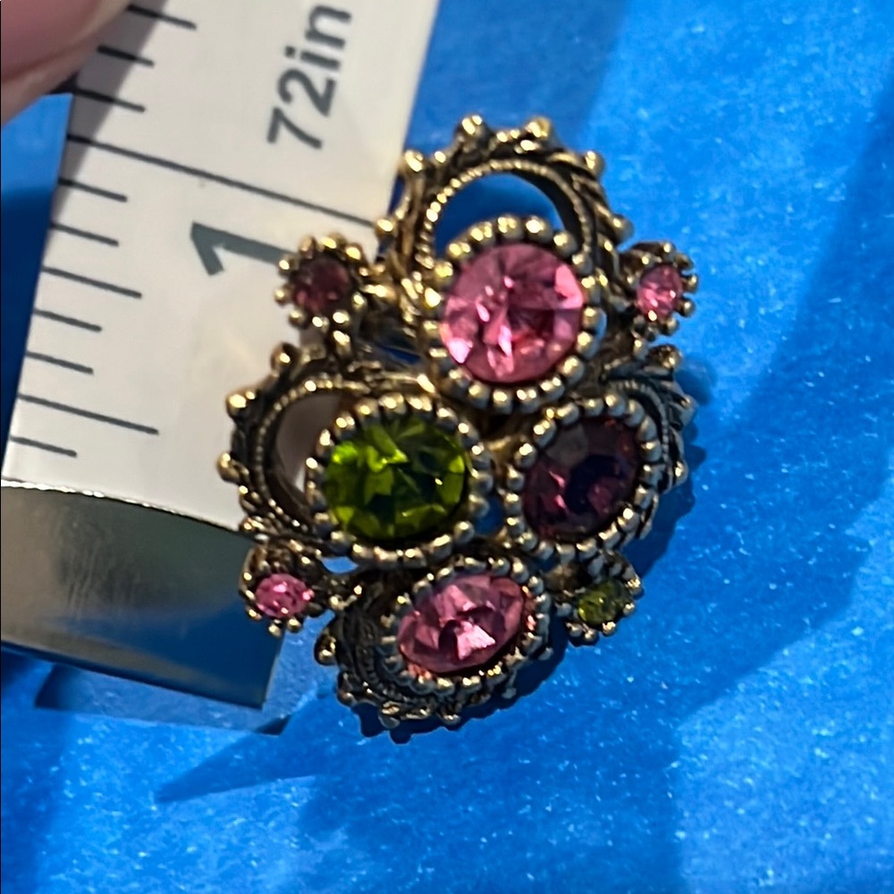 * Coventry Gold and Pink Statement Ring - Picture 5 of 5